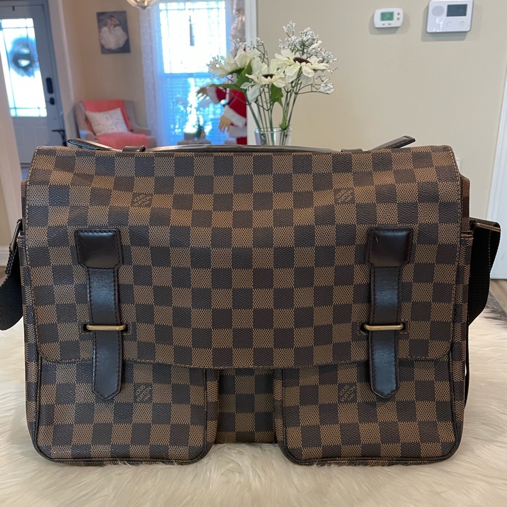 Louis Vuitton Brown Damier Messenger Laptop Bag with Dark Brown Trim - Picture 2 of 13